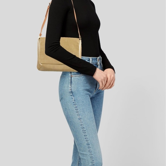 Louis Vuitton Vernis Thompson Street Shoulder Bag - Picture 2 of 14